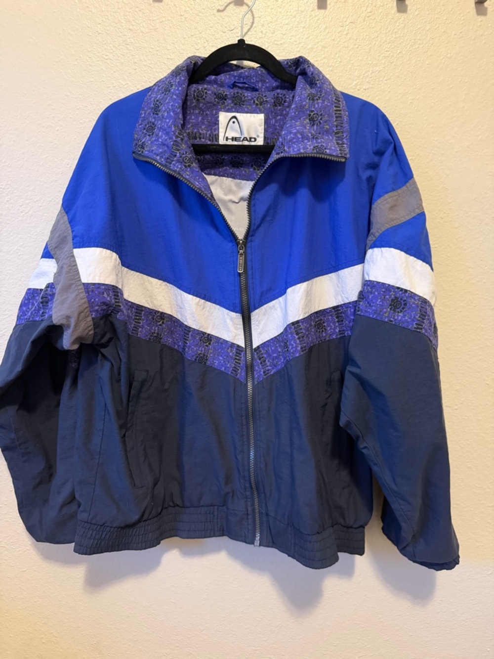 VVintage 90s HEAD Sportswear Colorblock Chevron Windbreaker Jacket Large